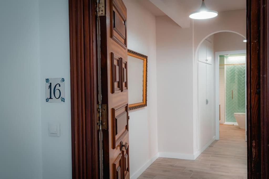 Qh Caldeleria Vieja Apartment Granada Luaran gambar