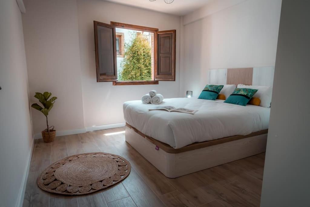 Qh Caldeleria Vieja Apartment Granada Luaran gambar