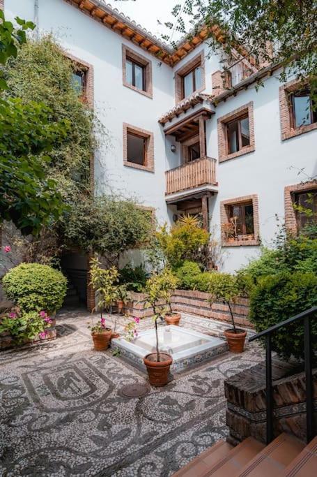 Qh Caldeleria Vieja Apartment Granada Luaran gambar