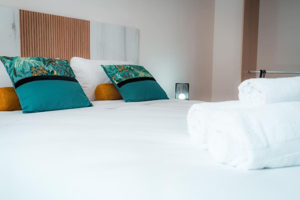 Qh Caldeleria Vieja Apartment Granada Luaran gambar
