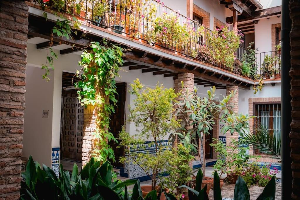 Qh Caldeleria Vieja Apartment Granada Luaran gambar